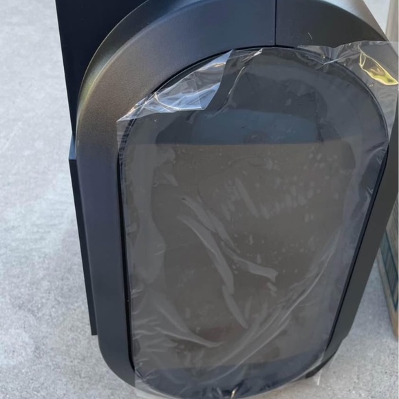 Georgia pacific emotion paper towel dispenser - Picture 2 of 3